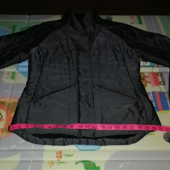 EUC Smartwool fall/winter jacket with knit collar - Picture 15 of 16